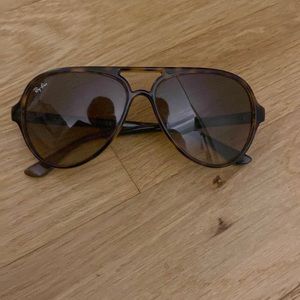 Rayban aviators